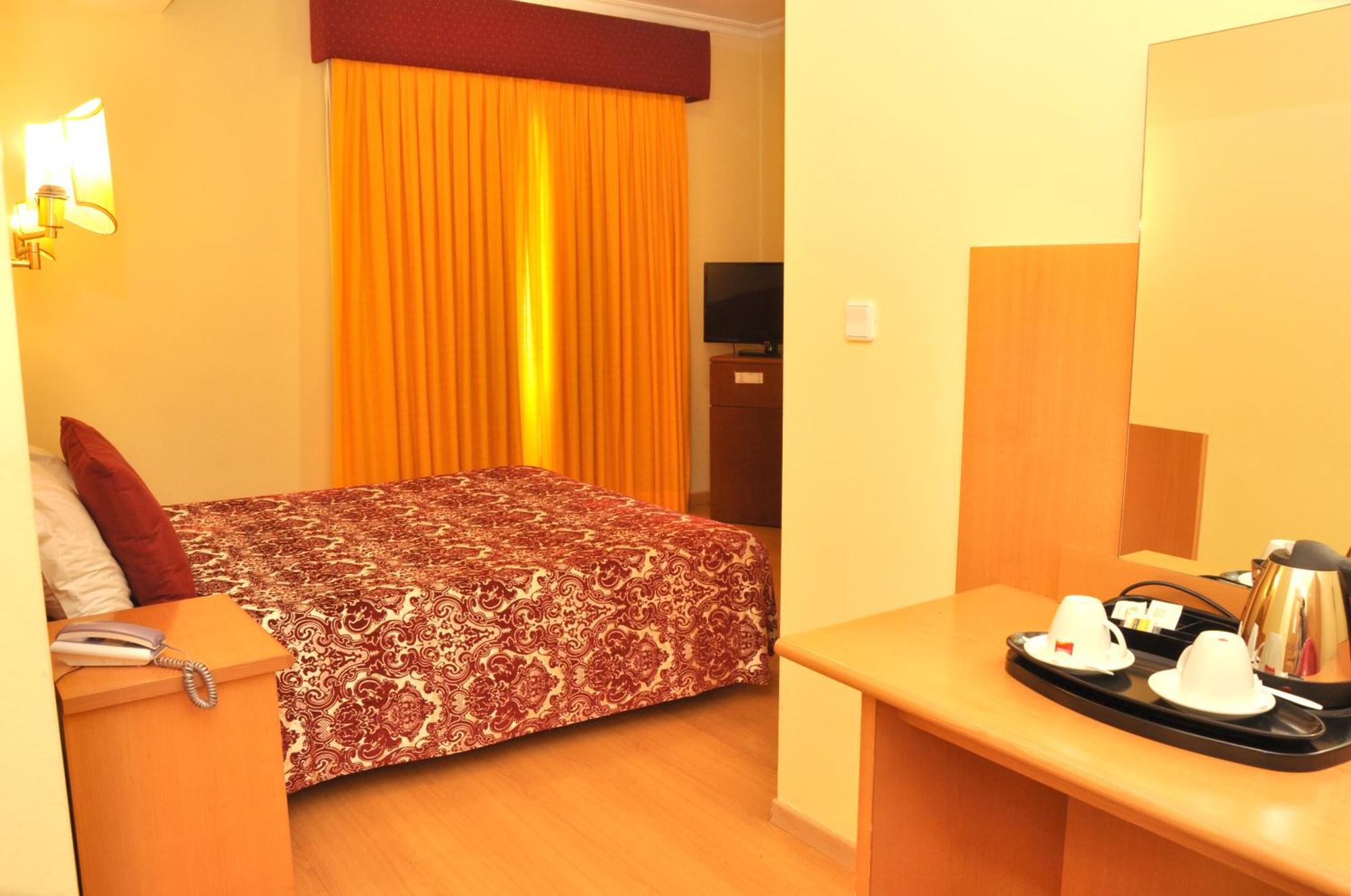 Hotel Solneve Covilhã Zewnętrze zdjęcie