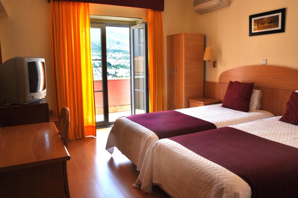 Hotel Solneve Covilhã Zewnętrze zdjęcie