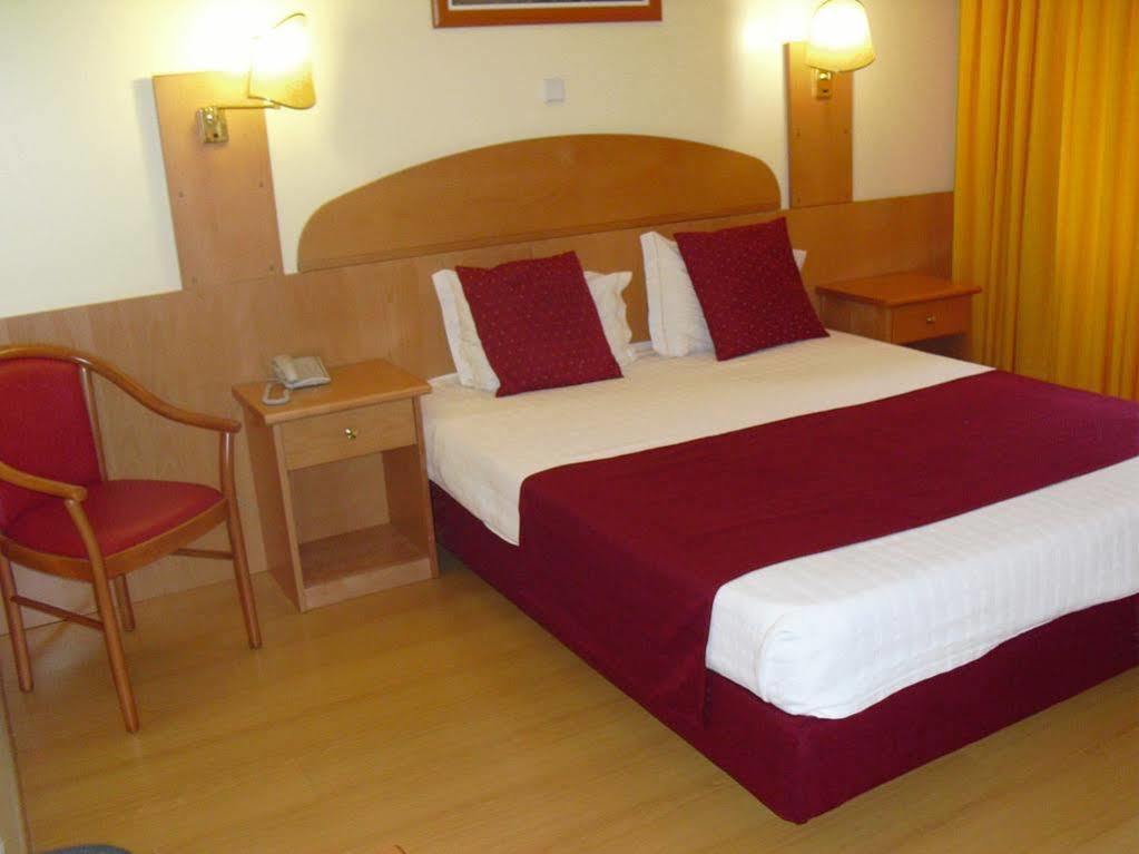 Hotel Solneve Covilhã Zewnętrze zdjęcie