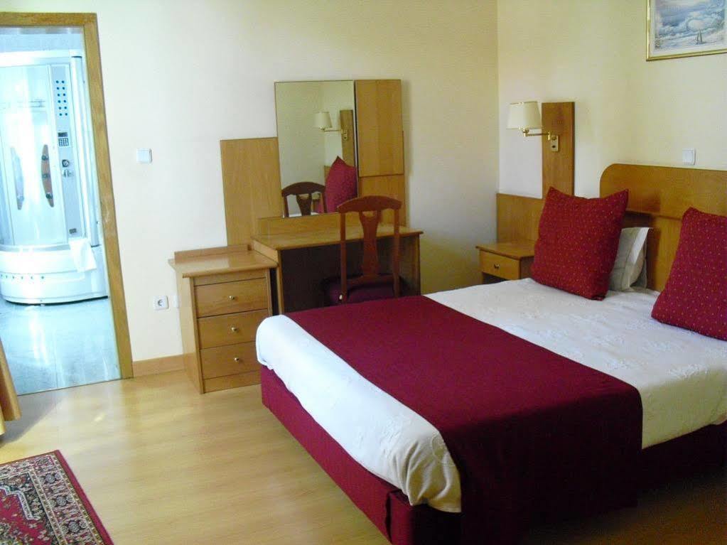 Hotel Solneve Covilhã Zewnętrze zdjęcie
